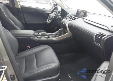 2018 Lexus Nx 300 z USA, uszkodzony, nr VIN JTJYARBZ2J2111555